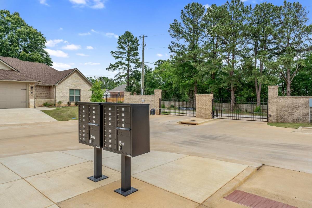 Apartment for rent at 501 Kidd Dr #2A, Chandler, TX 75758