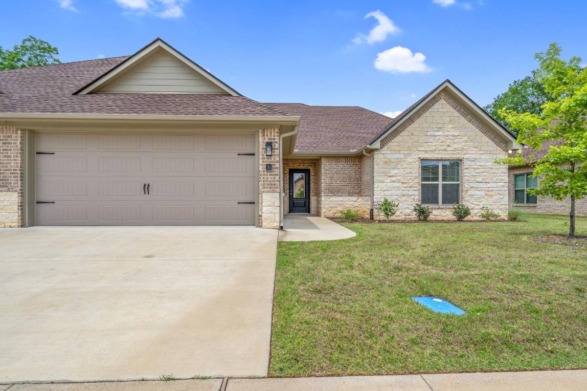 Apartment for rent at 501 Kidd Dr #2A, Chandler, TX 75758