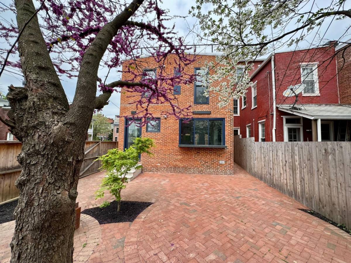 Townhouse for rent at 107 Calder St #10NIS, Harrisburg, PA 17102