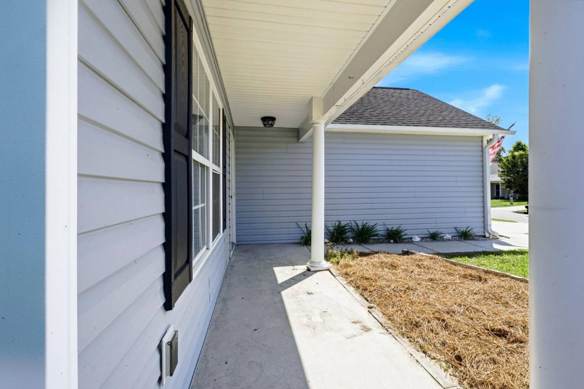 House for rent at 215 Gardenview Court NE, Leland, NC 28451