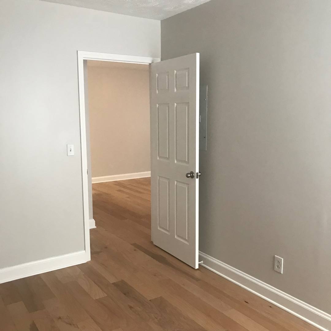 Apartment for rent at 927 Main St #2, Grafton, OH 44044