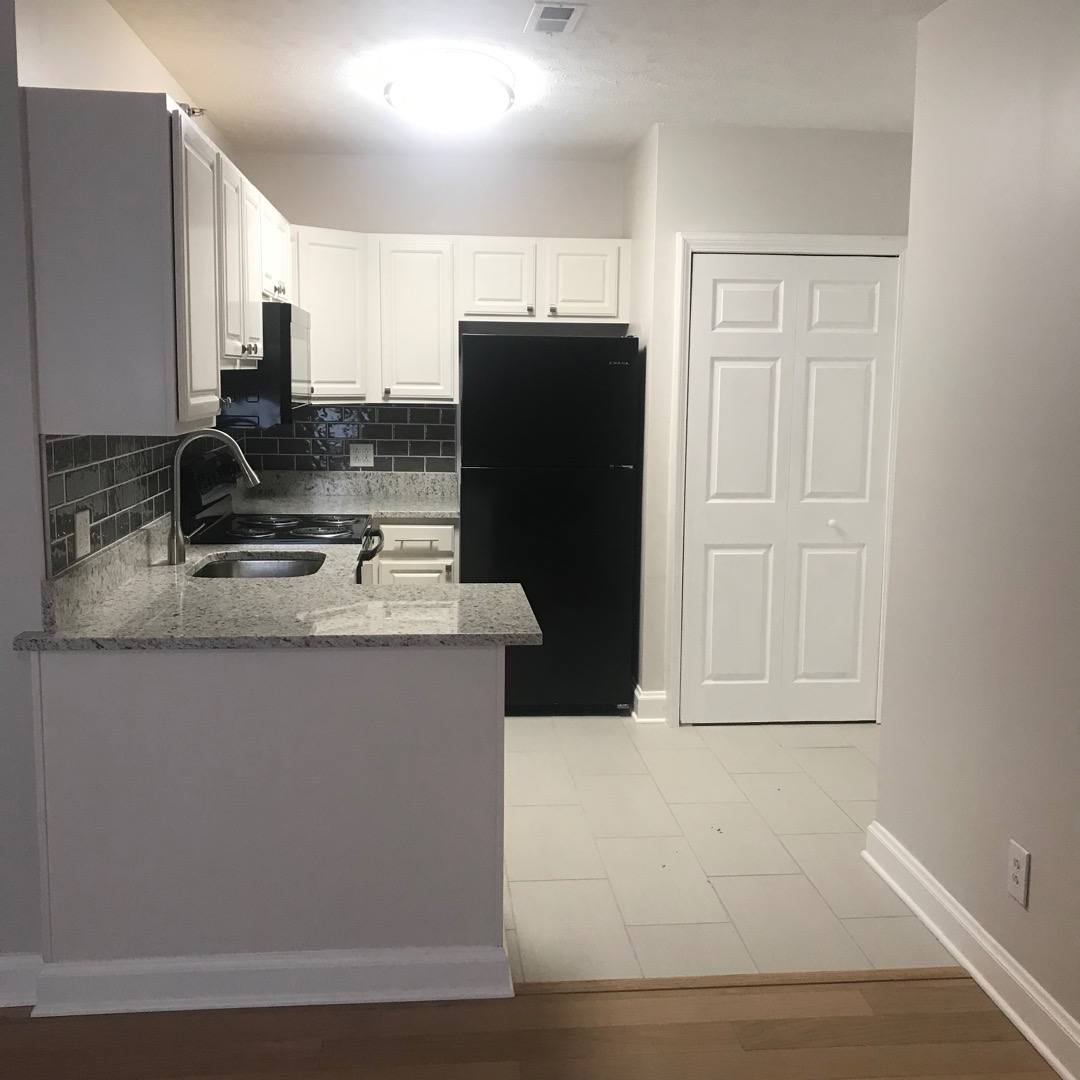 Apartment for rent at 927 Main St #2, Grafton, OH 44044