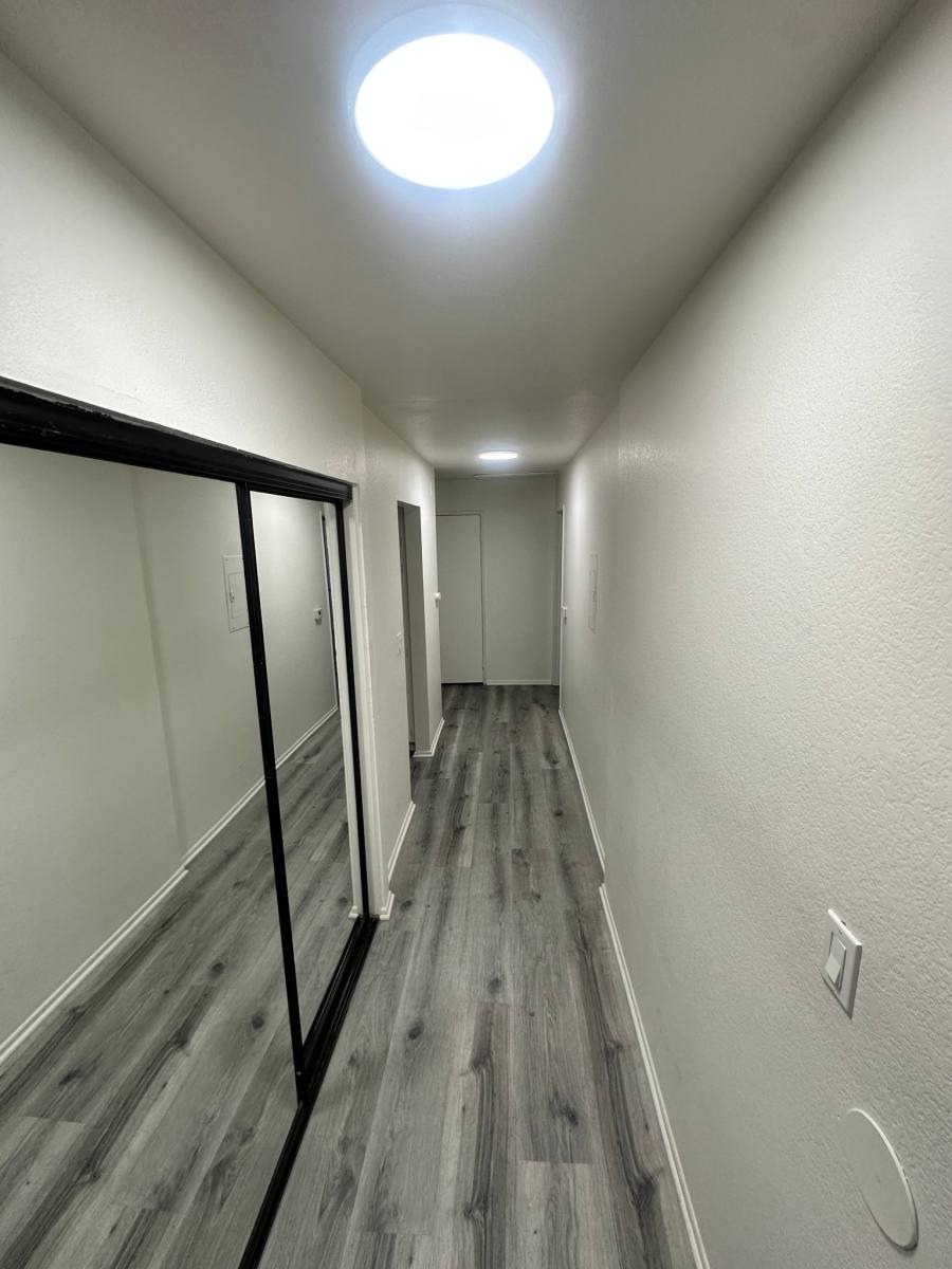 Apartment for rent at 7040 Haskell #310, Van Nuys, CA 91406