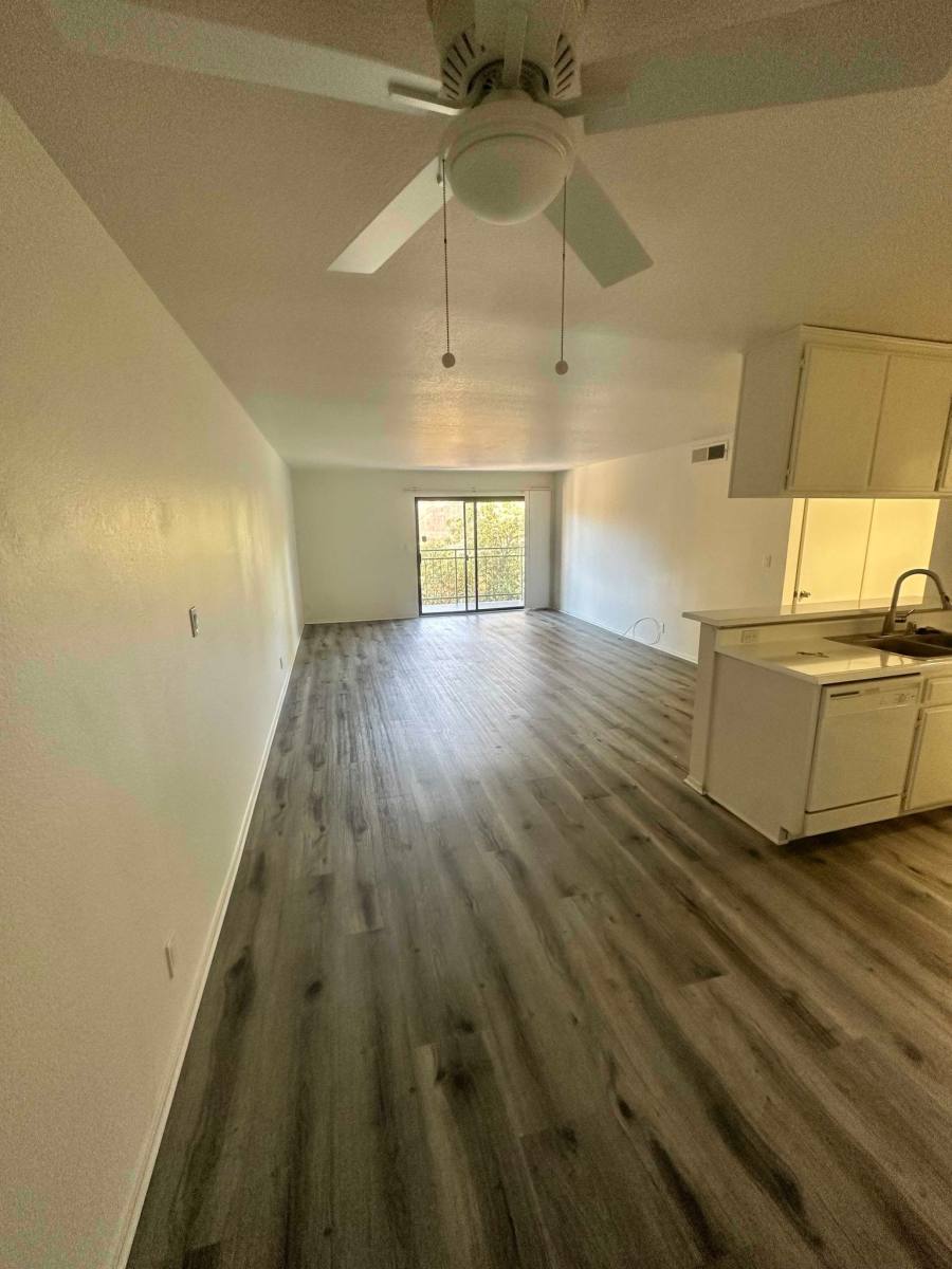 Apartment for rent at 7040 Haskell #310, Van Nuys, CA 91406