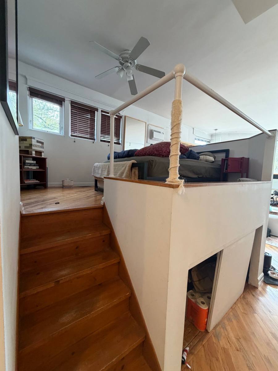 Apartment for rent at 3858 N Hermitage #1, Chicago, IL 60613