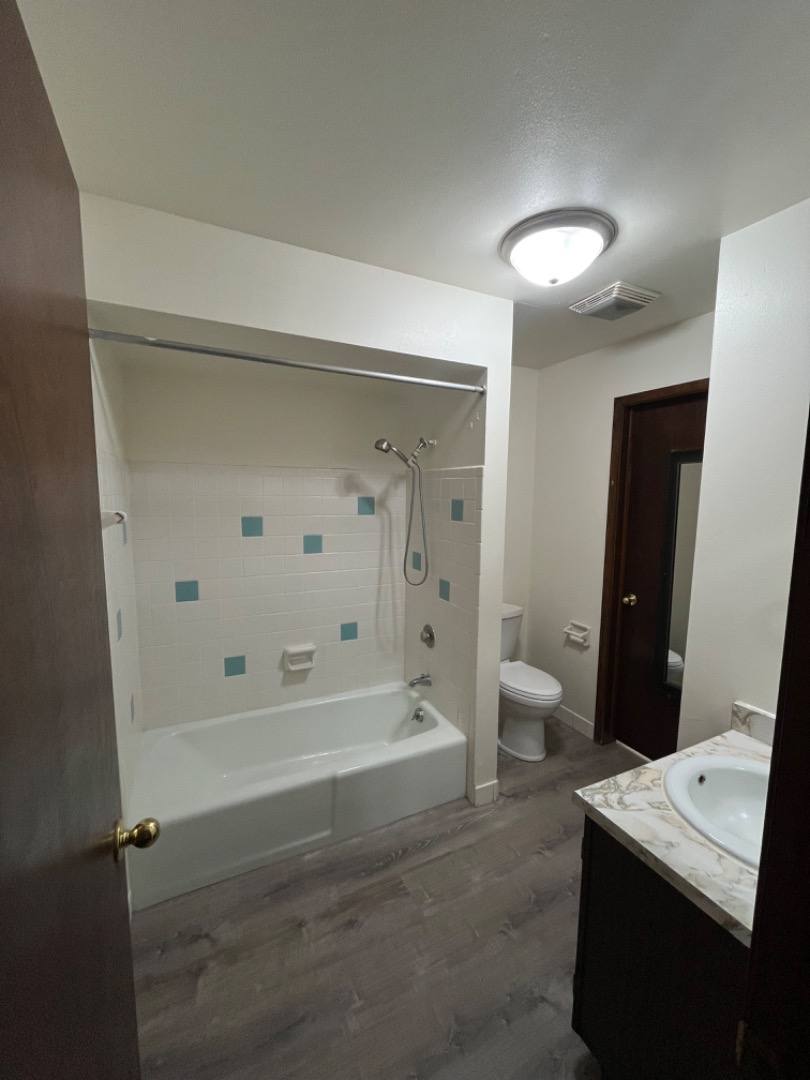 Apartment for rent at 213 Williamsburg Dr #7, Mequon, WI 53092