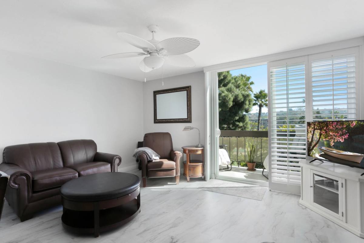 Condo for rent at 3050 Rue Dorleans #RUE, San Diego, CA 92110