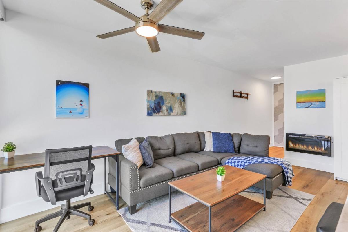 Condo for rent at 3050 Rue Dorleans #RUE, San Diego, CA 92110
