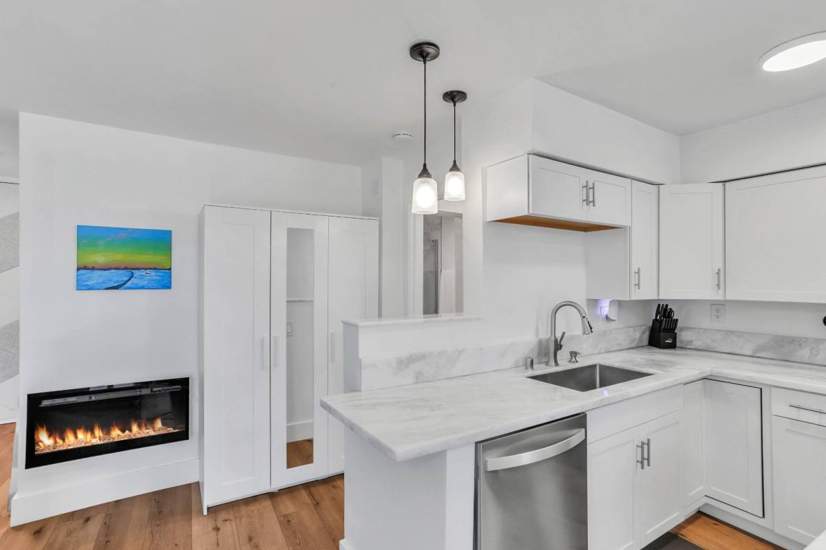 Condo for rent at 3050 Rue Dorleans #RUE, San Diego, CA 92110