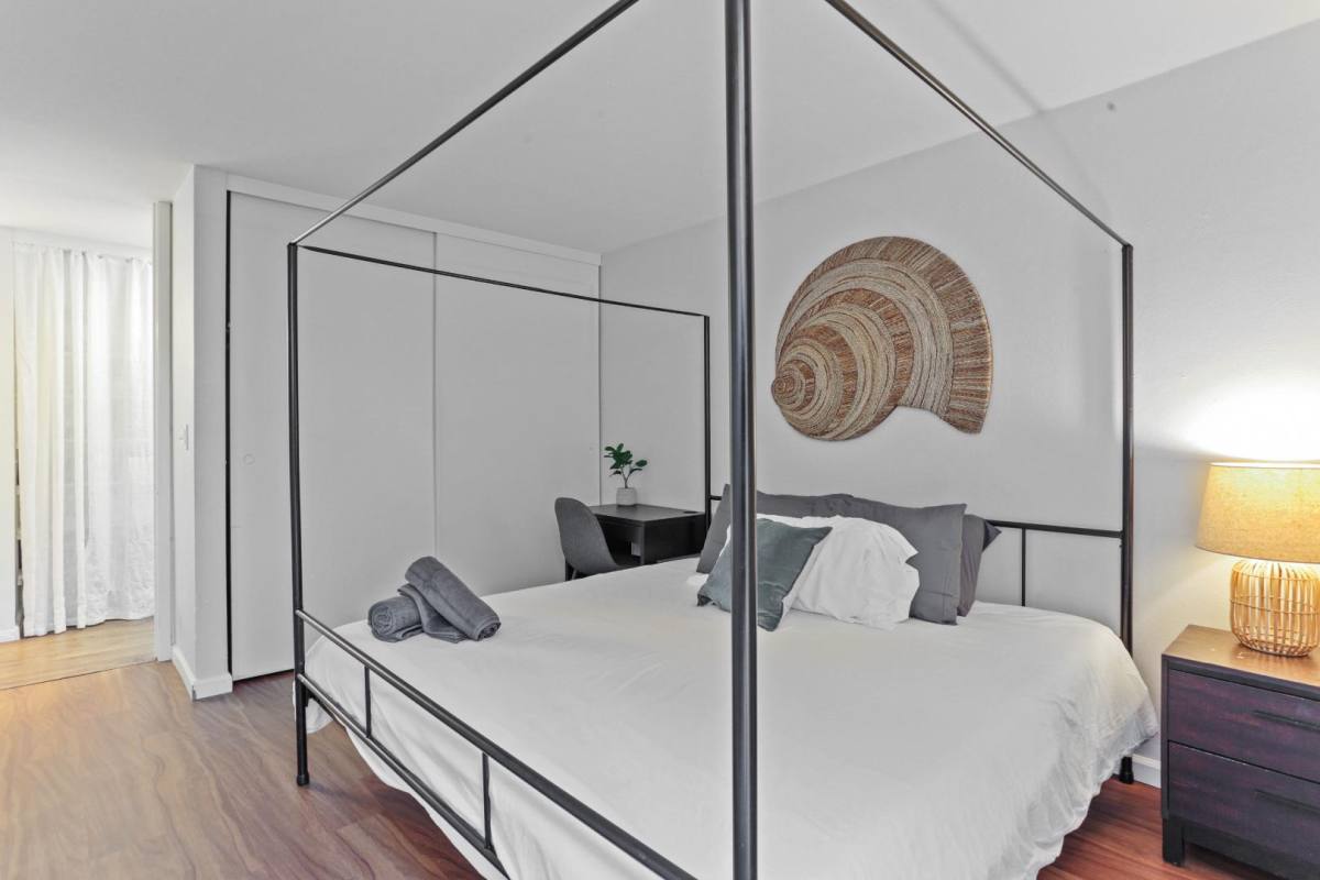 Apartment for rent at 3050 Rue Dorleans #RUE, San Diego, CA 92110