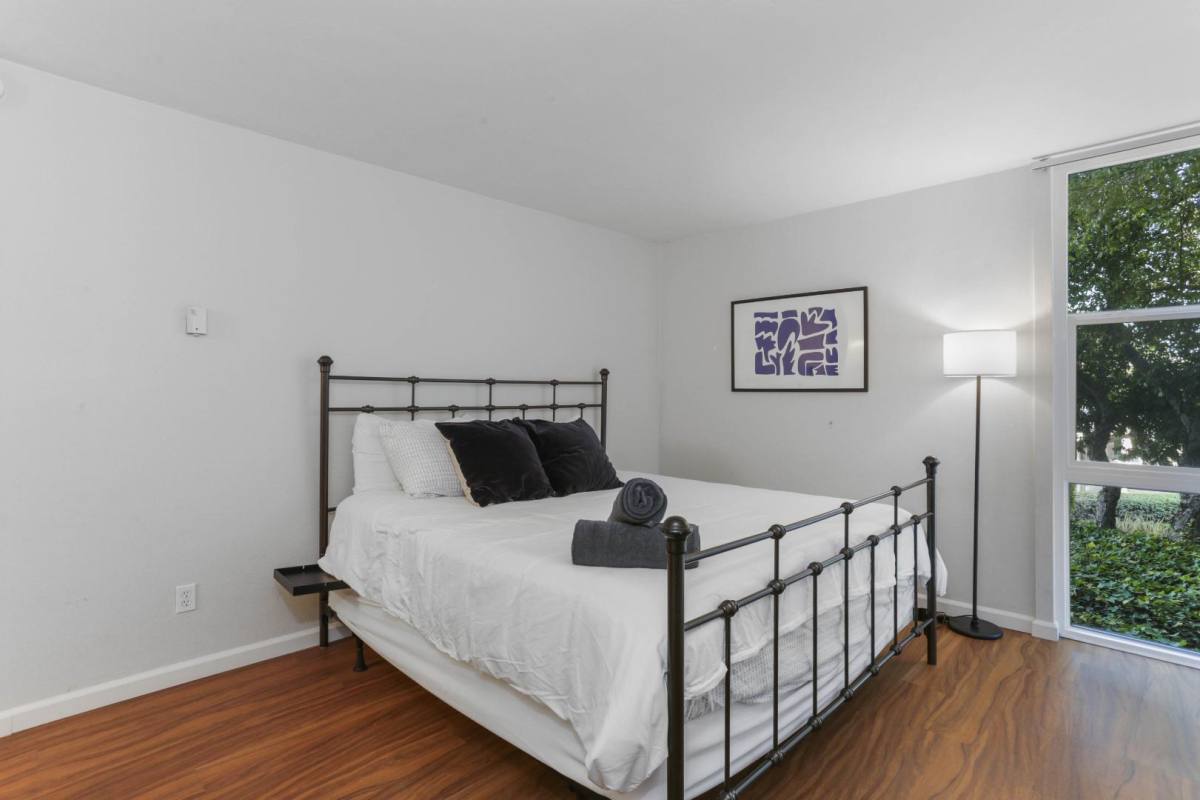 Apartment for rent at 3050 Rue Dorleans #RUE, San Diego, CA 92110