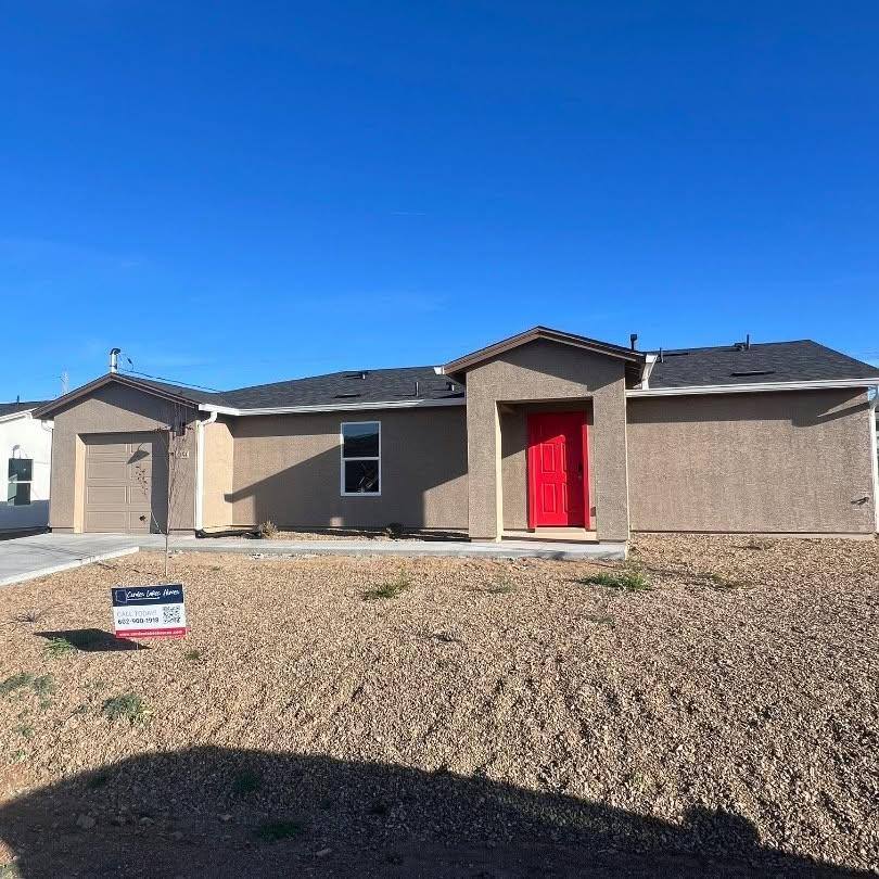House for rent at 20062 E Lakeside Rd, Mayer, AZ 86333