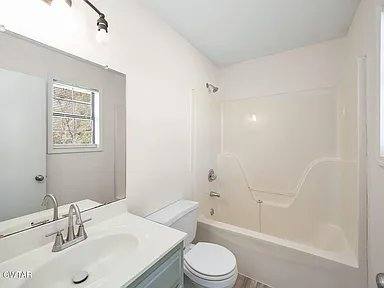 House for rent at 52 University Cove, Jackson, TN 38305