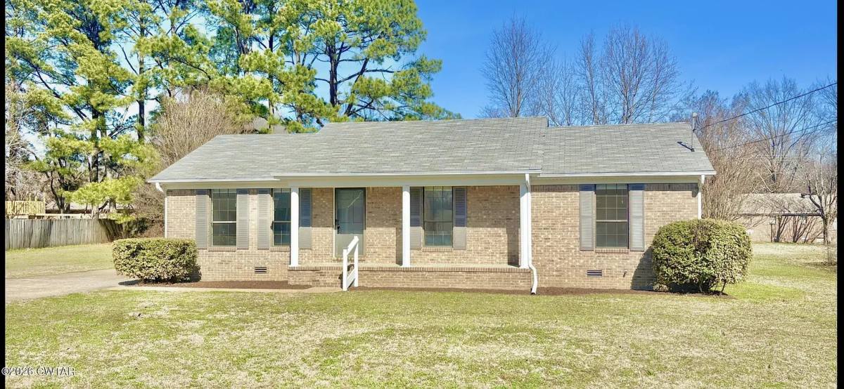 House for rent at 52 University Cove, Jackson, TN 38305