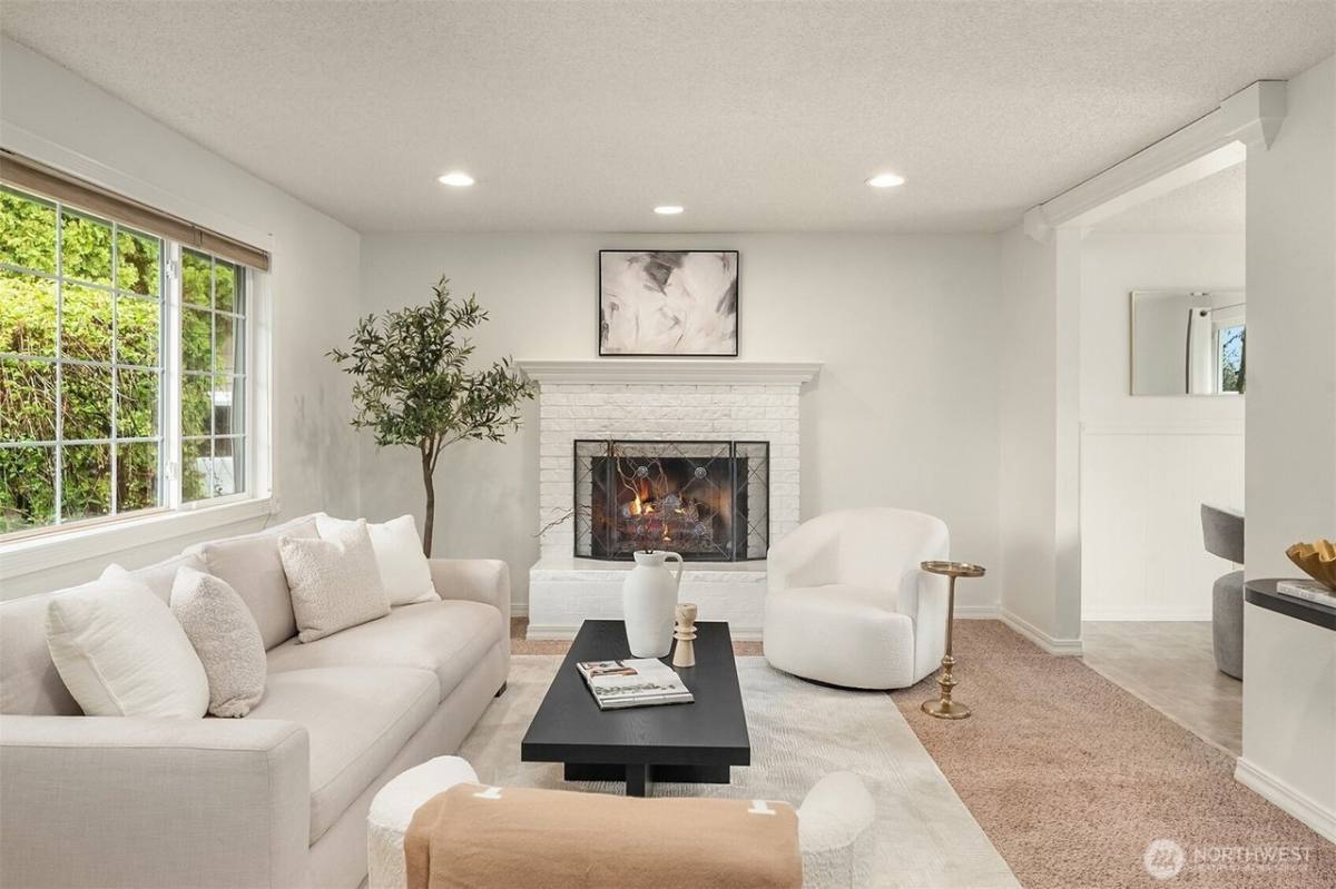 House for rent at 17615 Brook Blvd, Bothell, WA 98012