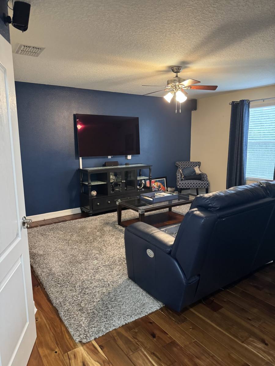 House for rent at 1454 Lake Side Ave, Davenport, FL 33837
