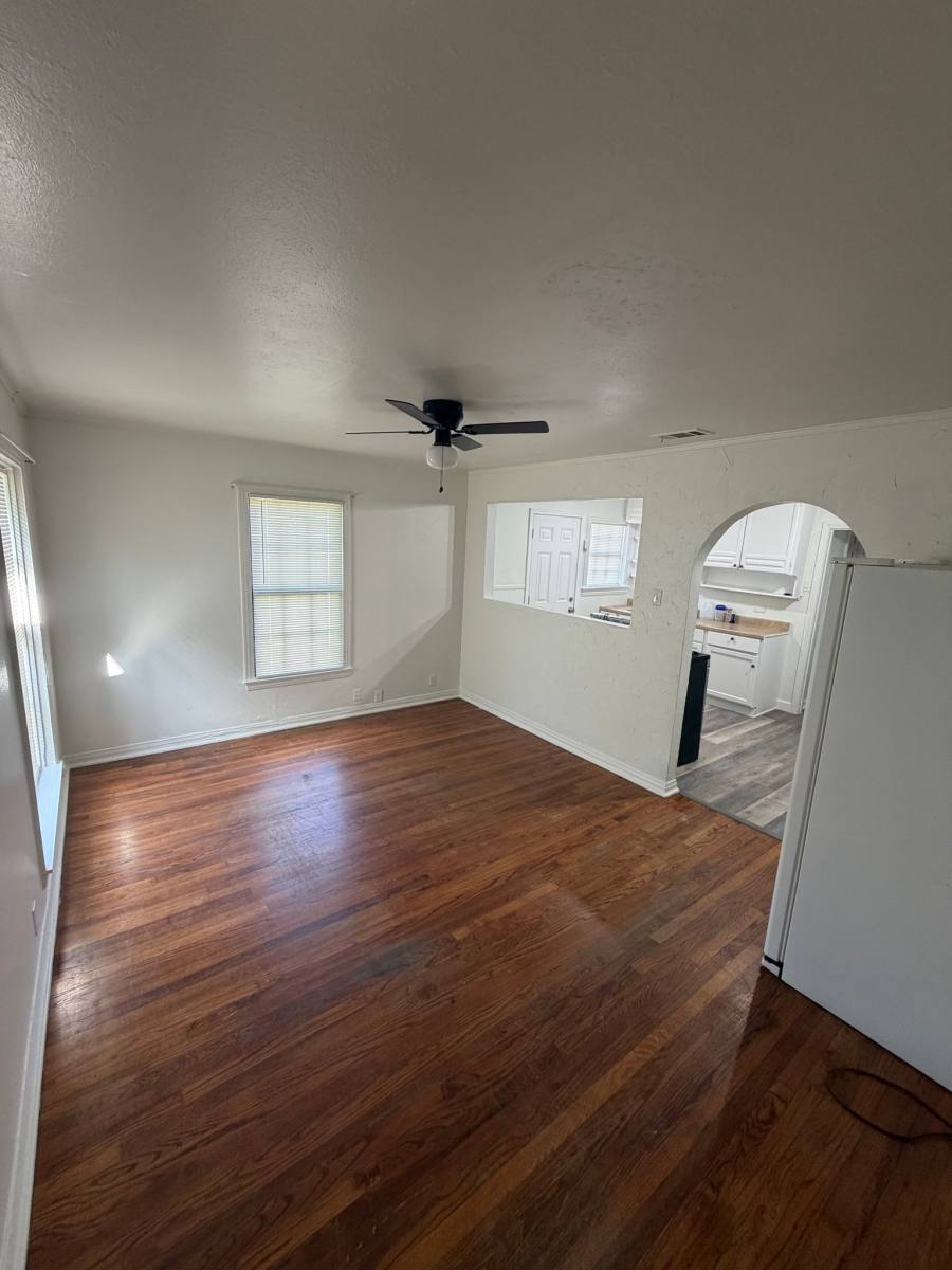 Apartment for rent at 1520 Glen Ave #A, Dallas, TX 75216