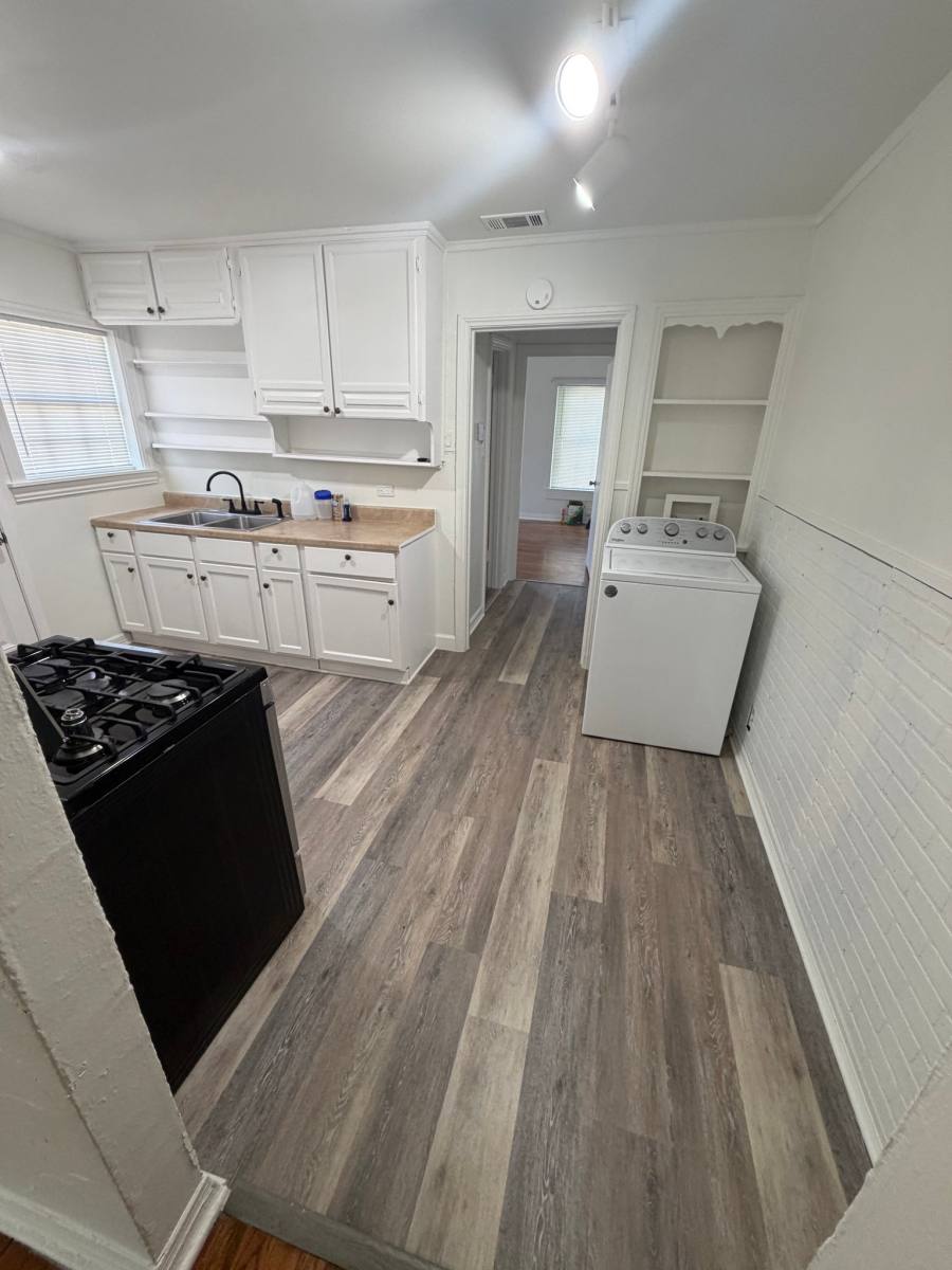 Apartment for rent at 1520 Glen Ave #A, Dallas, TX 75216