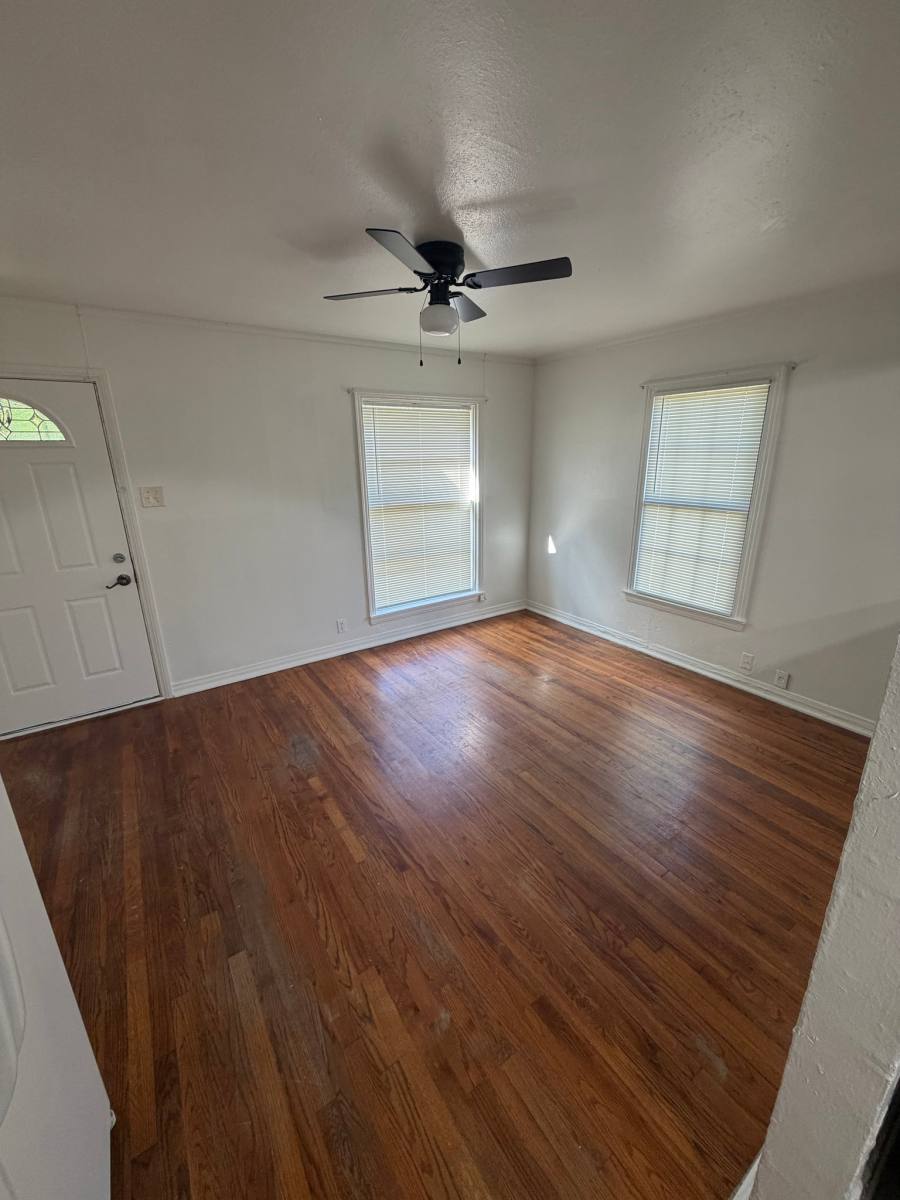 Apartment for rent at 1520 Glen Ave #A, Dallas, TX 75216