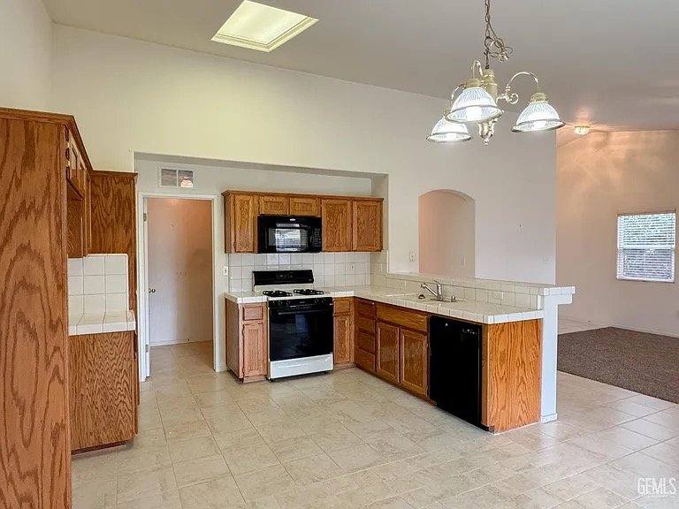 House for rent at 10217 Polo Saddle Dr, Bakersfield, CA 93312