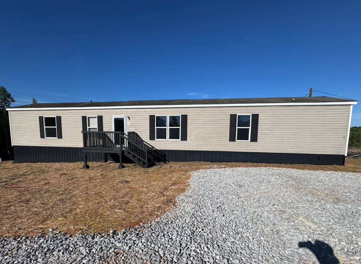 House for rent at 156 Fairview Church Rd, Golden, MS 38847