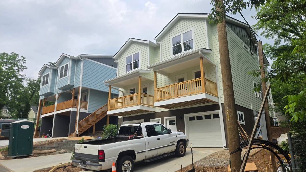 Townhouse for rent at 26 Rhudy Rd #1, Asheville, NC 28806