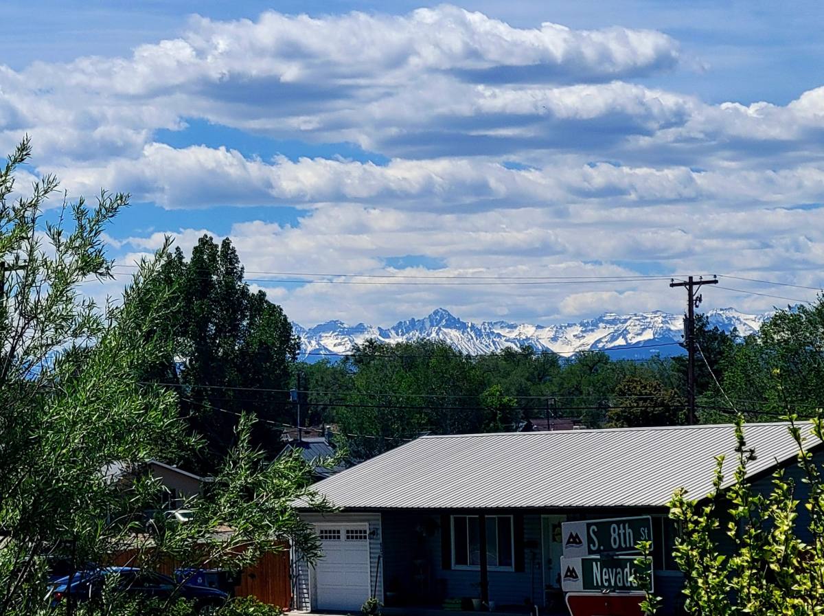 Townhouse for rent at 801 S 8th St, Montrose, CO 81401