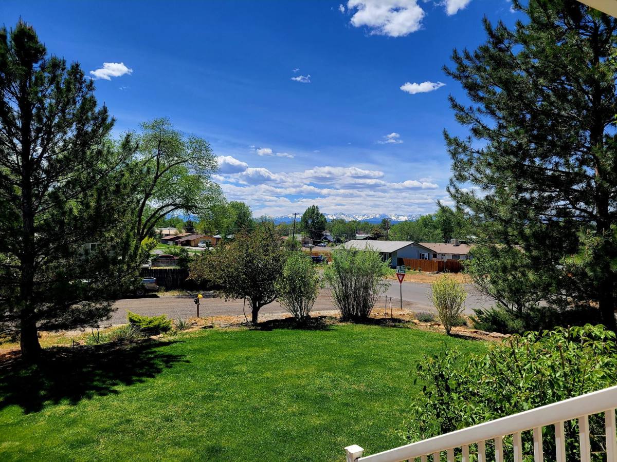 Townhouse for rent at 801 S 8th St, Montrose, CO 81401
