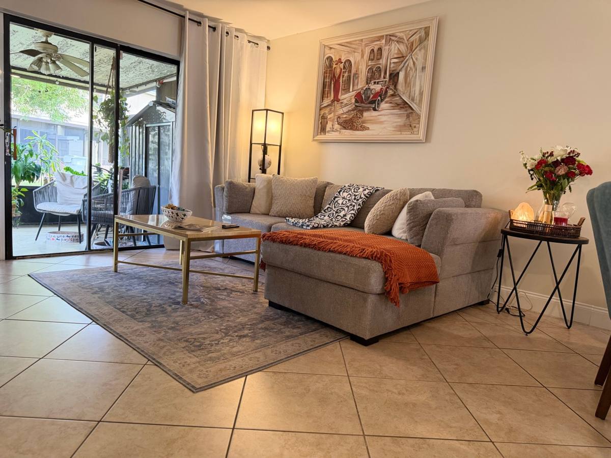 Condo for rent at 3370 Beau Rivage Dr #Q4, Coral Springs, FL 33065