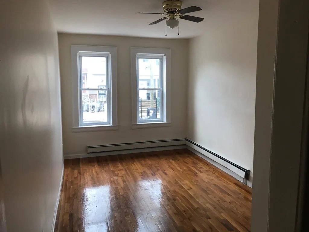 Apartment for rent at 391-401 13th Ave #401-8, Newark, NJ 07103
