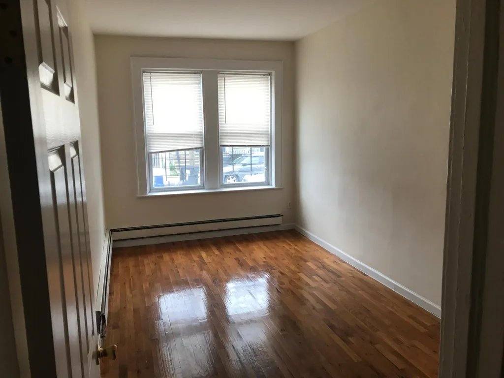Apartment for rent at 391-401 13th Ave #401-8, Newark, NJ 07103