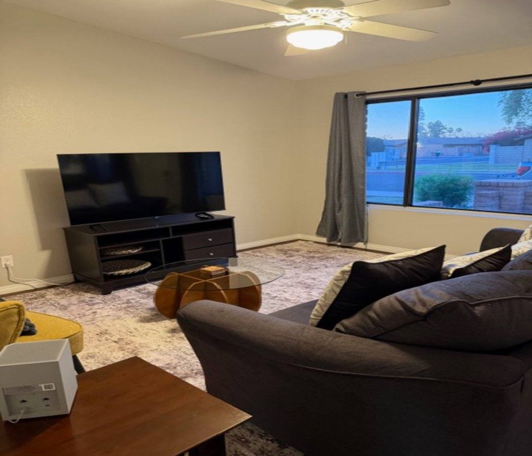 Condo for rent at 1033 W Laguna Dr #1200, Tempe, AZ 85282