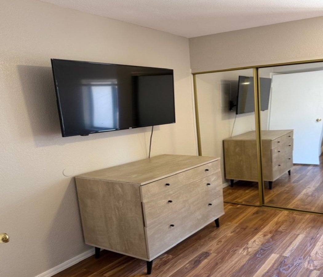 Condo for rent at 1033 W Laguna Dr #1200, Tempe, AZ 85282
