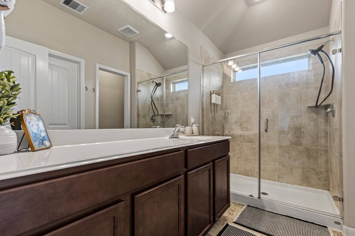 House for rent at 21627 Calico Bush Trail, Katy, TX 77449