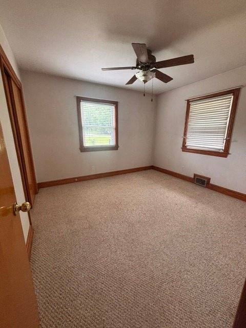 House for rent at 586 Graceland Dr, Bassett, VA 24055