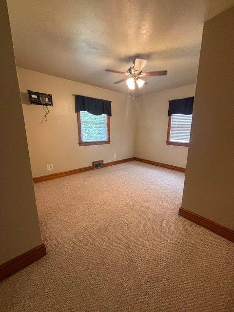 House for rent at 586 Graceland Dr, Bassett, VA 24055