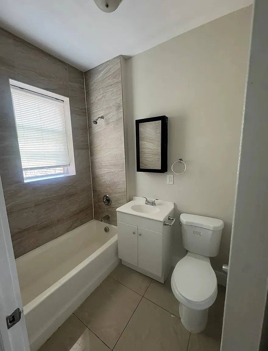 Apartment for rent at 901 Bergen St #3A, Newark, NJ 07112