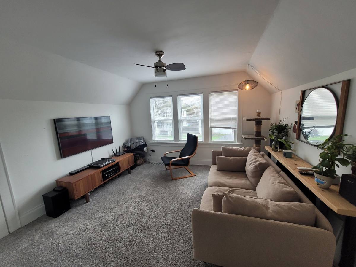 Apartment for rent at 5909 33rd Ave, Kenosha, WI 53144