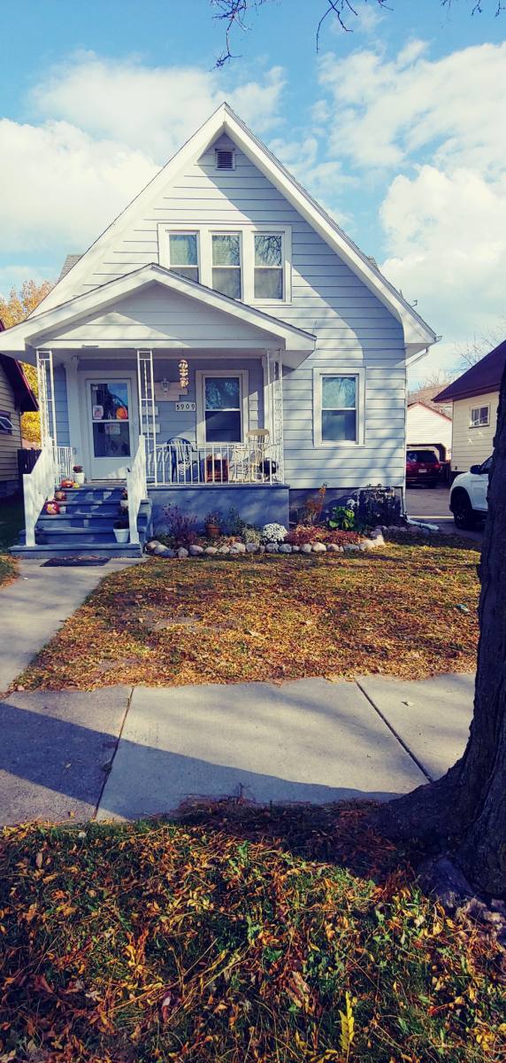 Apartment for rent at 5909 33rd Ave, Kenosha, WI 53144