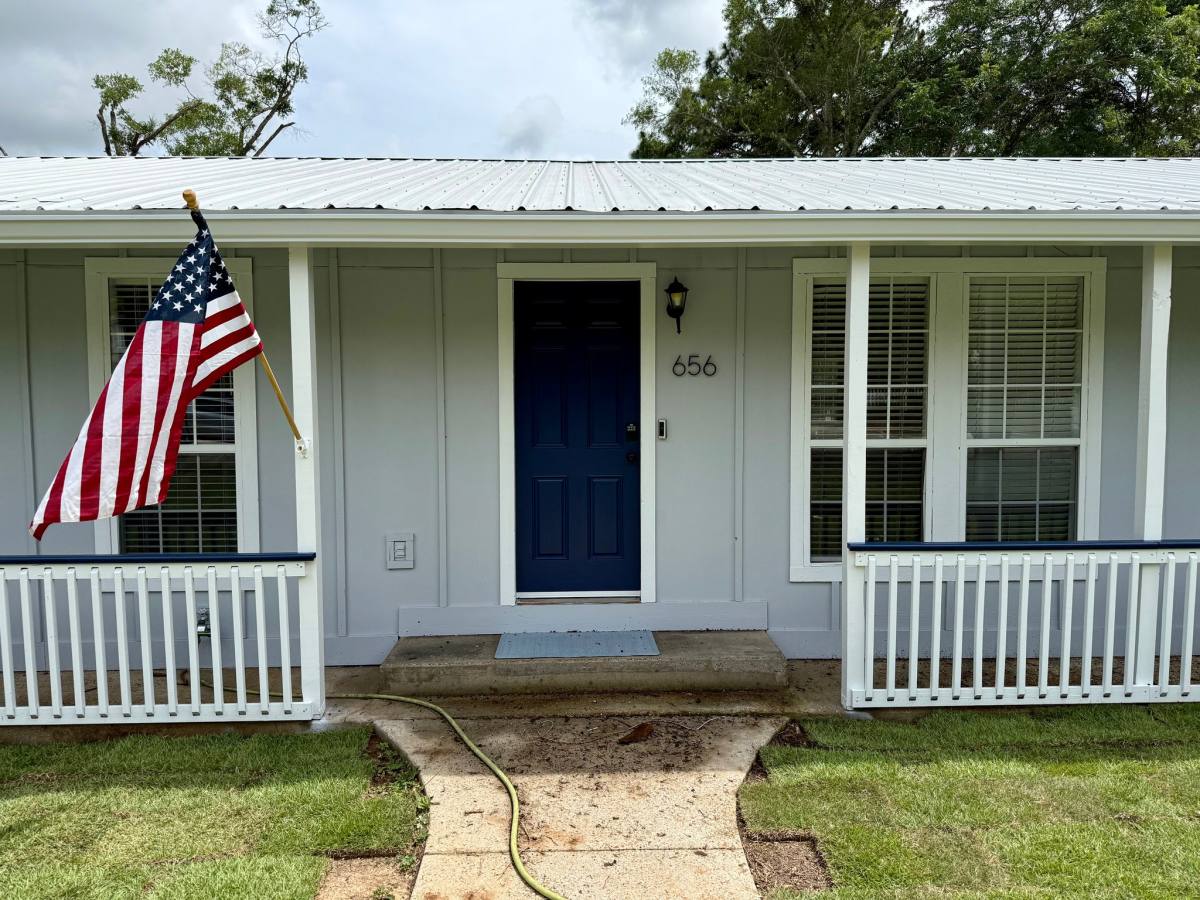 House for rent at 656 Fairhope Ave, Fairhope, AL 36532
