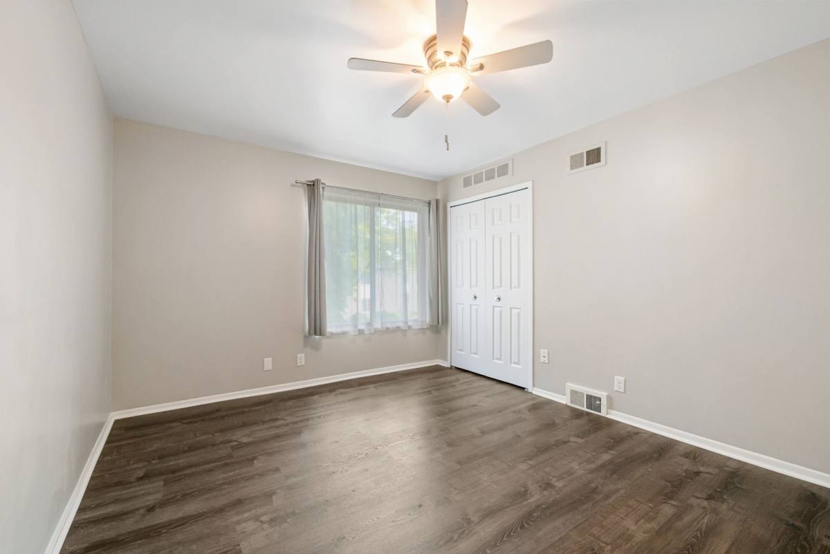 Condo for rent at 8657 Kennedy Circle #7, Warren, MI 48093