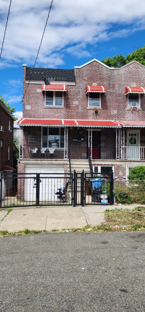 Apartment for rent at 2751 Fish Ave #2, Bronx, NY 10469