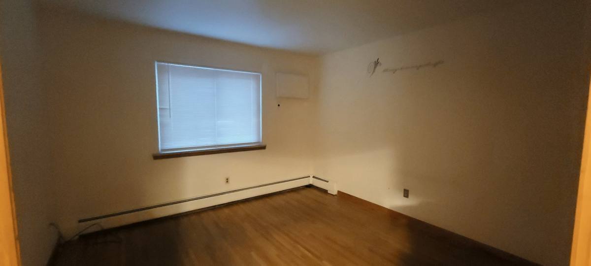 Apartment for rent at 219 Roosevelt St #2, Union City, NJ 07087