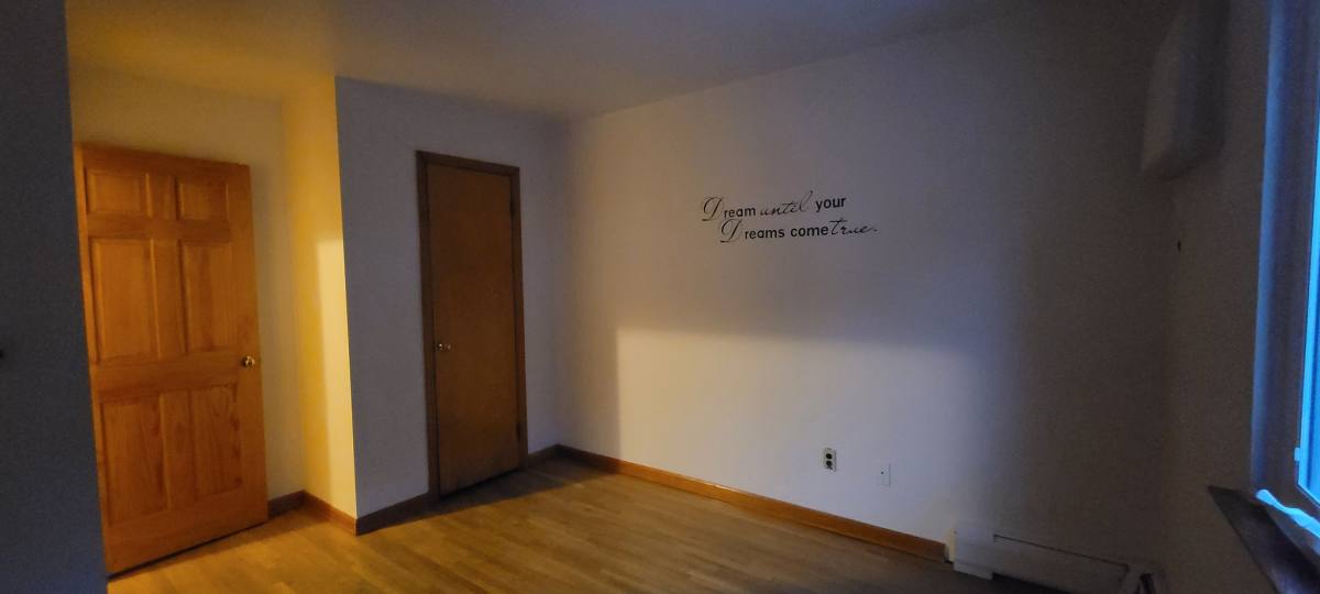 Apartment for rent at 219 Roosevelt St #2, Union City, NJ 07087