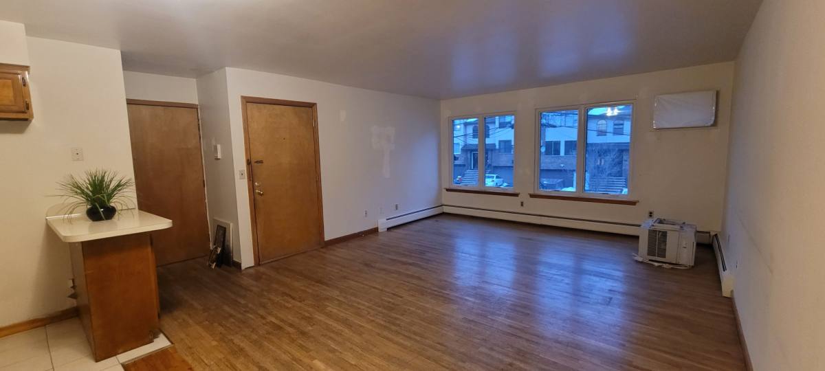 Apartment for rent at 219 Roosevelt St #2, Union City, NJ 07087