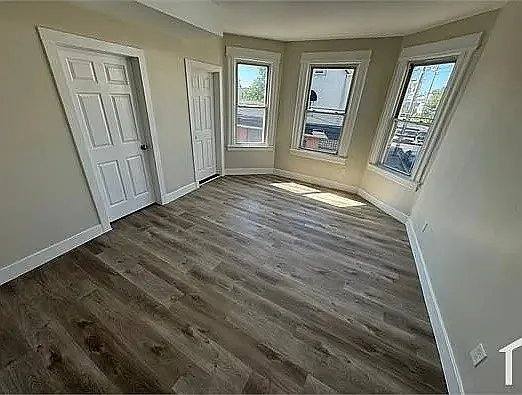 Apartment for rent at 28 Wainwright St #28-3, Newark, NJ 07112