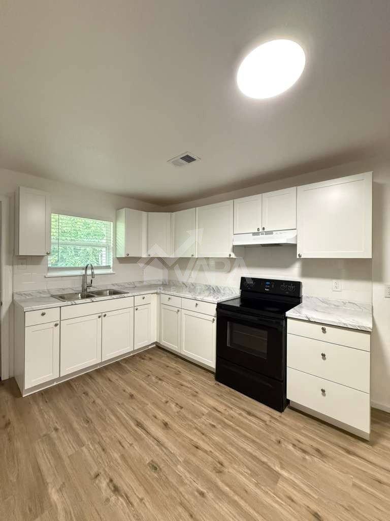 House for rent at 242 Glamis Ave, San Antonio, TX 78223