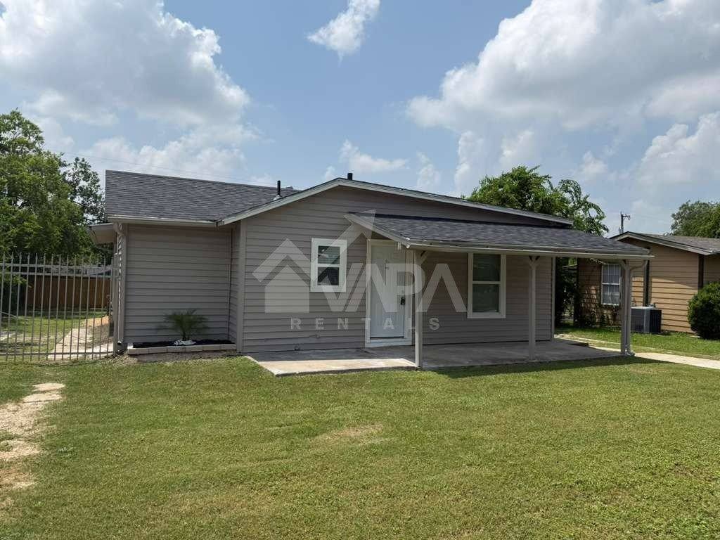 House for rent at 242 Glamis Ave, San Antonio, TX 78223