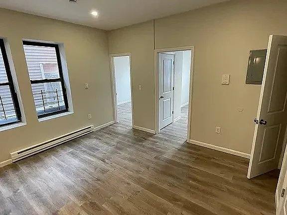 Apartment for rent at 383-385 Avon Ave #2L, Newark, NJ 07108