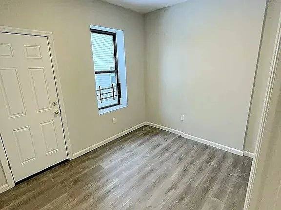 Apartment for rent at 383-385 Avon Ave #2L, Newark, NJ 07108